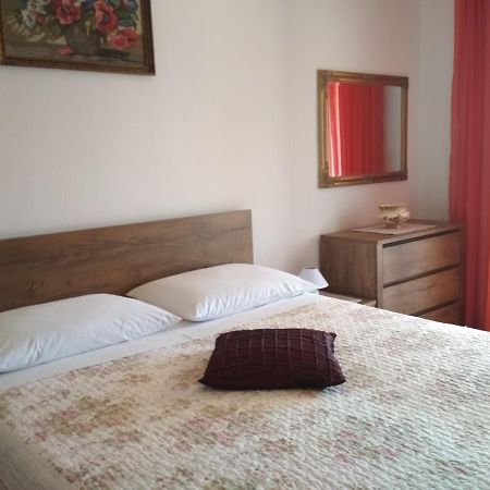 Lili Apartman Rovinj Kültér fotó